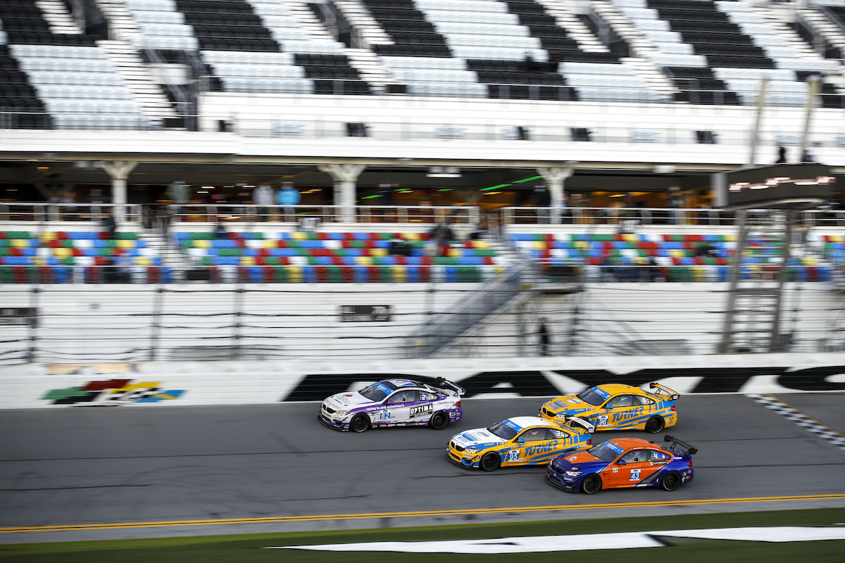 No. 82 M4 GT4 leading pack of four on the banking BimmerWorld Racing - IMSA Michelin Pilot Challenge - Daytona International Speedway