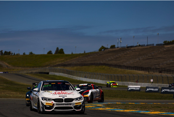 M4 GT4 leading the pack